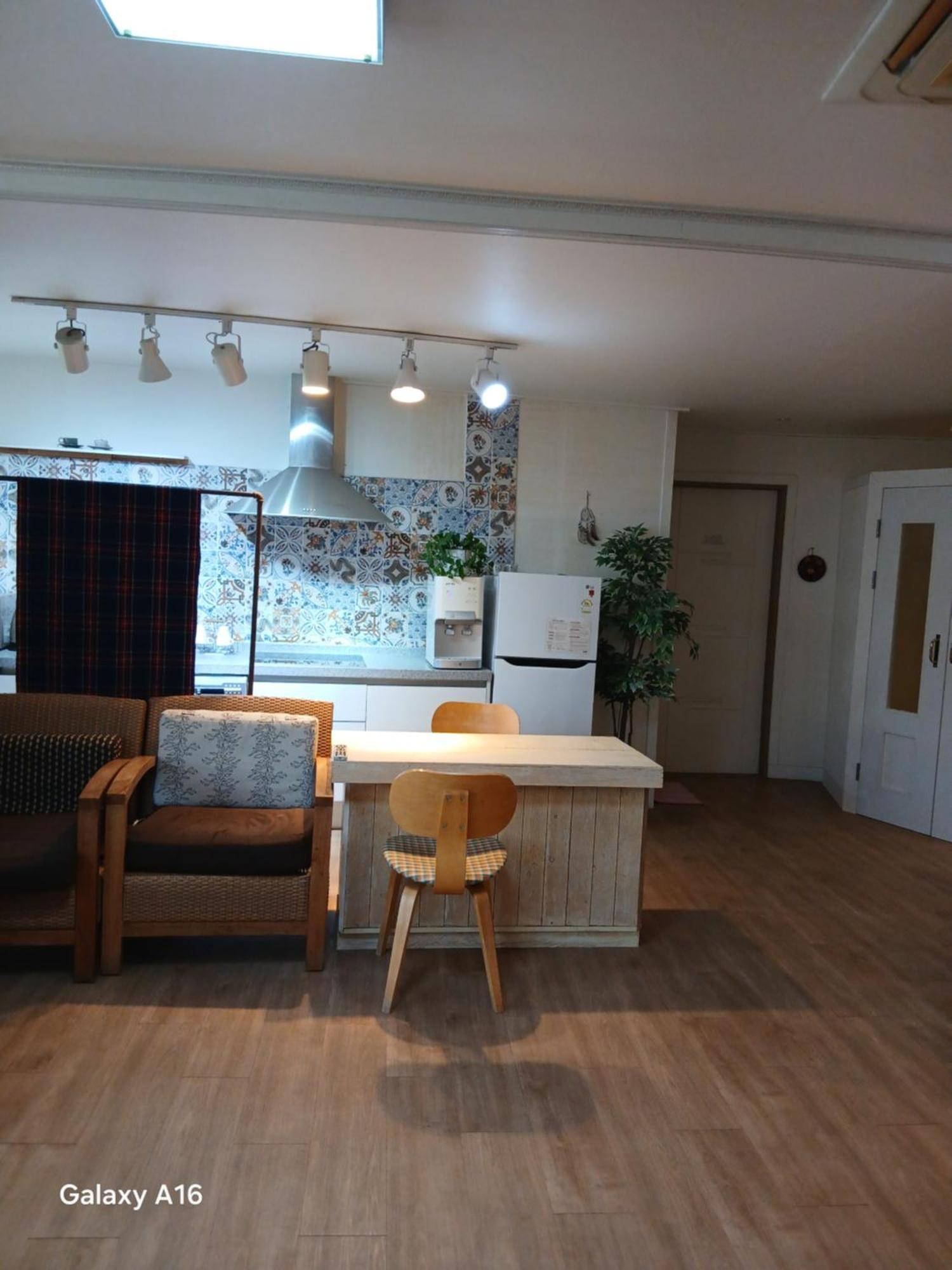Pohang Youngildae Guesthouse מראה חיצוני תמונה